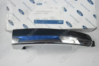 Ручка двери передняя правая (хром) Ford Focus II