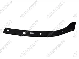 Накладка бампера переднего правая Chevrolet Malibu