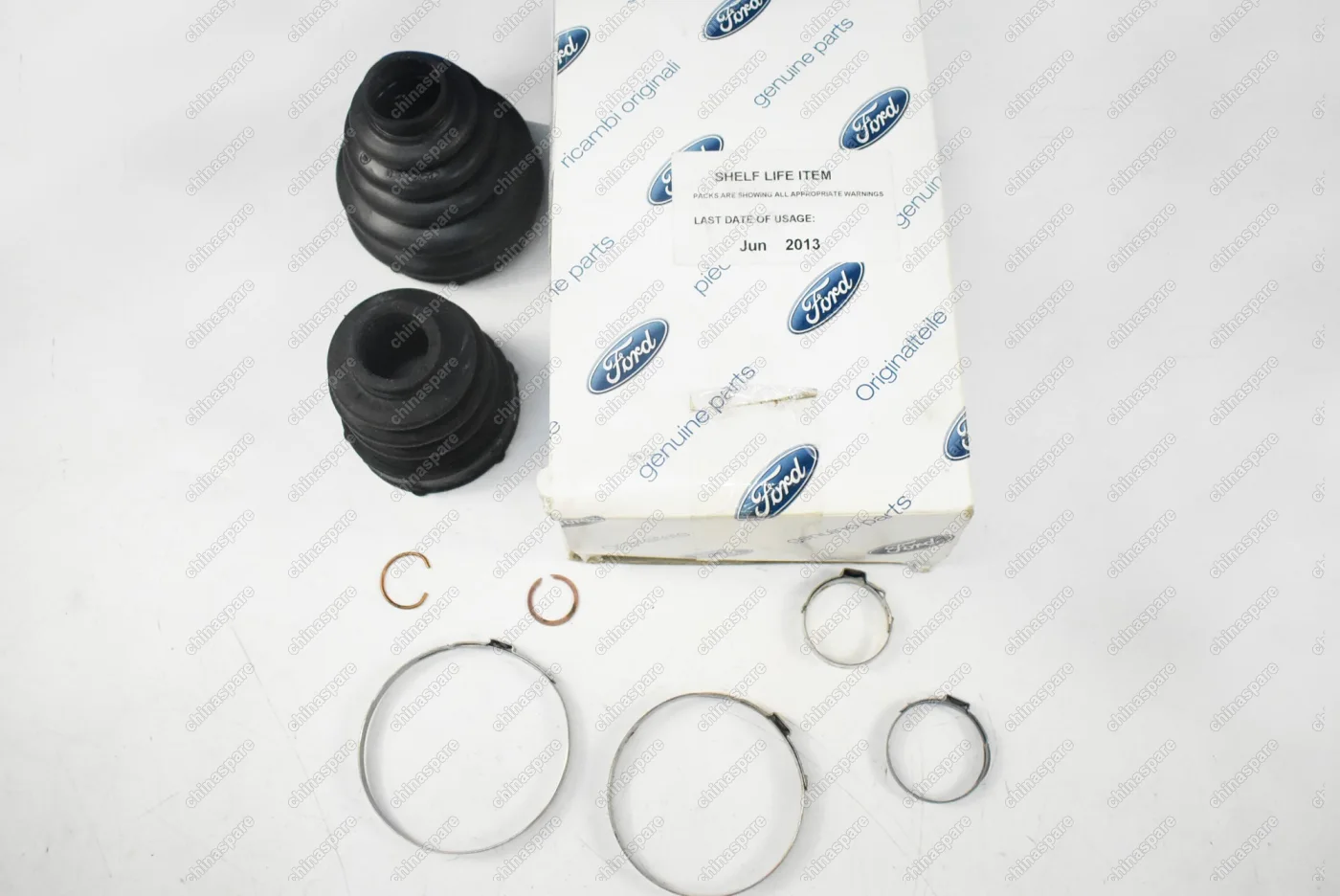 Комплект пыльников ШРУСа (на одну сторону) Ford Focus I 98-05 5-ступенчатая МКПП