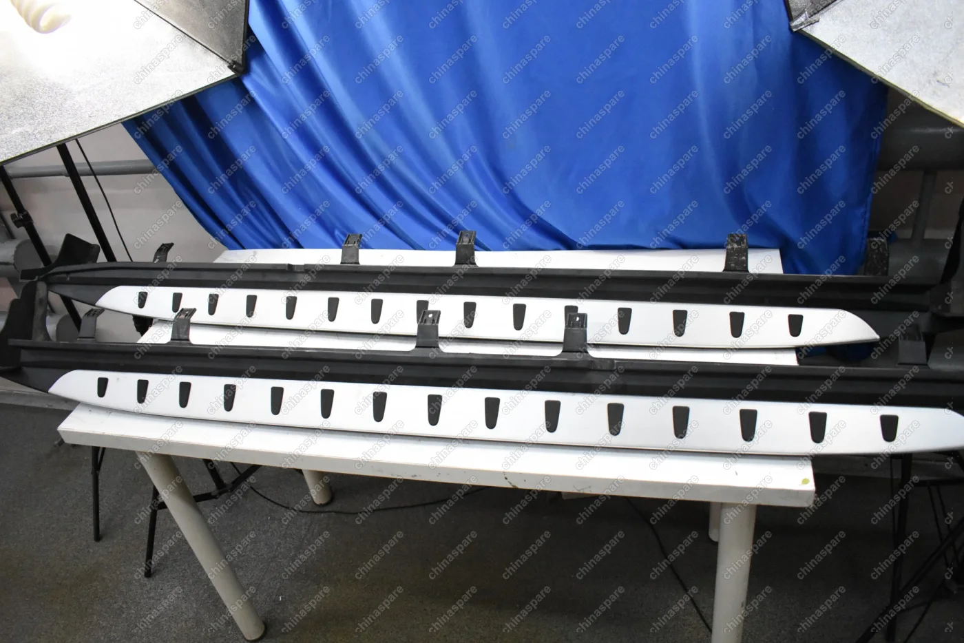 Накладки порогов наружные (без креплений) Kia Sorento (XM) 2009- (Уценка)