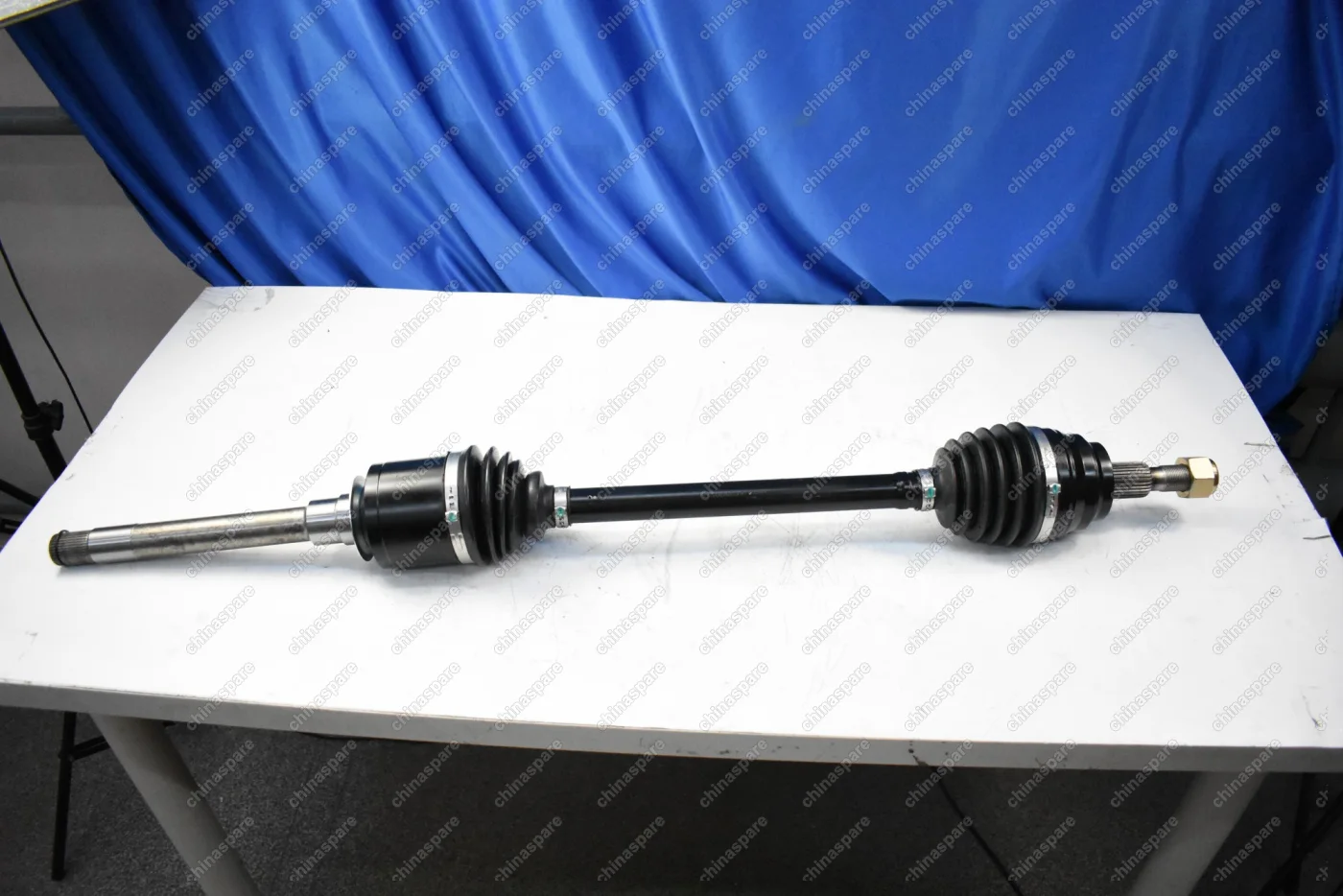 Привод передний правый Mercedes-Benz M-Klasse ML W164 2004-2011, GL-Klasse X164 2006-2012