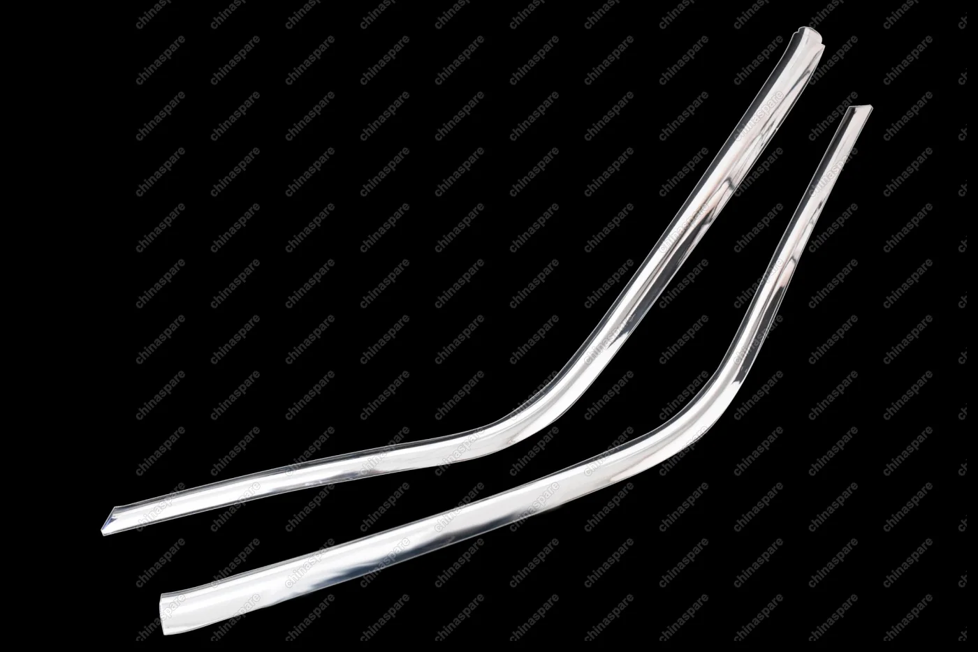 Молдинг решетки радиатора (нижний) Lifan Celliya 2014-