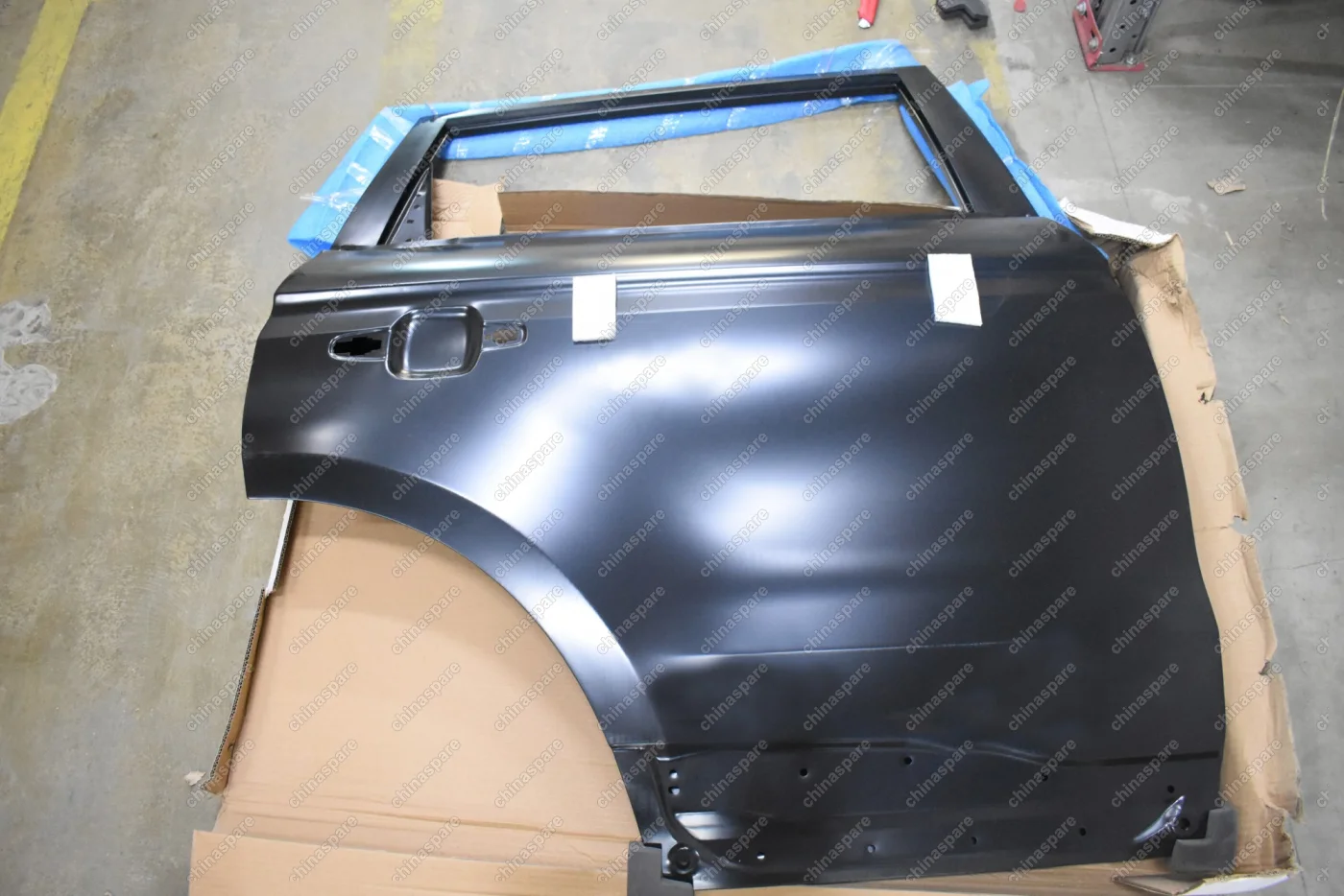 Дверь задняя правая Geely Atlas