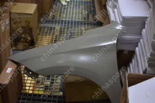 Крыло переднее левое Haval H2 (уценка)