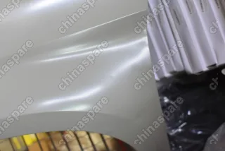 Крыло переднее левое Haval H2 (уценка)