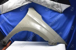 Крыло переднее правое Haval H2 (уценка)