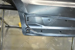 Дверь задняя правая Geely Atlas (уценка)