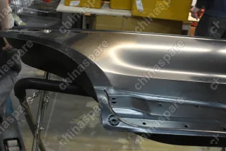 Дверь задняя правая Geely Atlas (уценка)