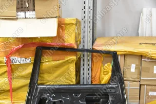 Дверь задняя правая Geely Atlas (уценка)