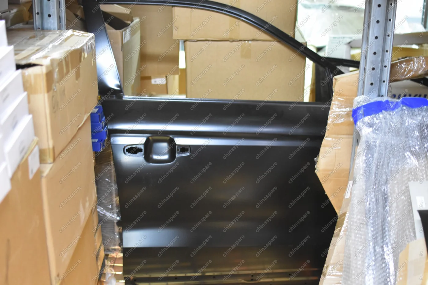 Дверь передняя правая Geely Atlas (уценка)