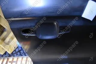 Дверь передняя правая Geely Atlas (уценка)