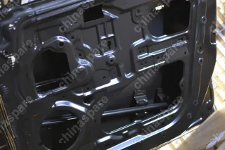 Дверь передняя правая Geely Atlas (уценка)