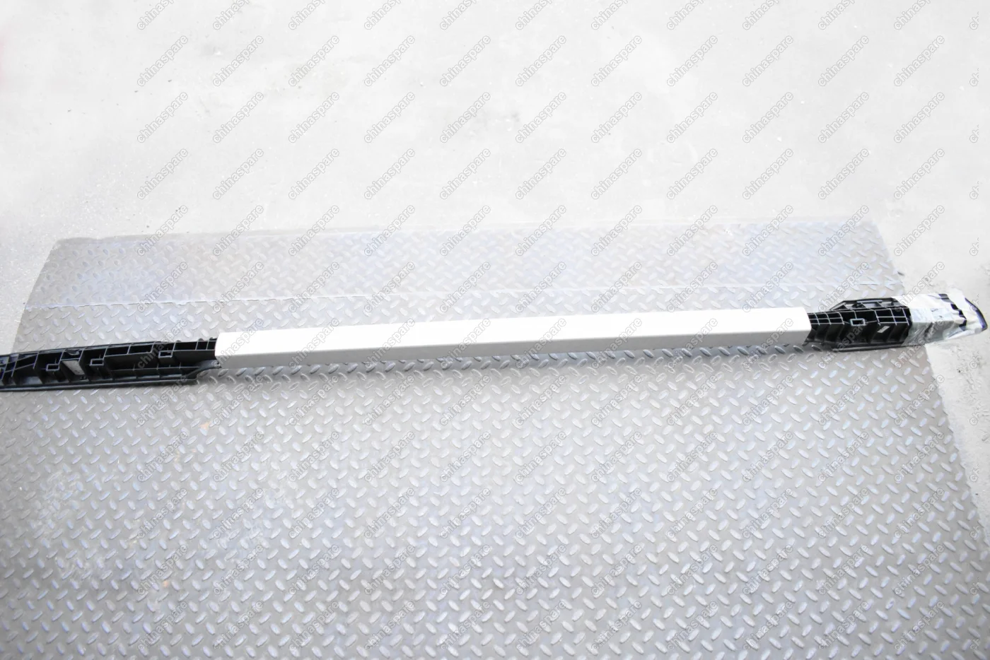 Рейлинг левый Kia Mohave 2009-