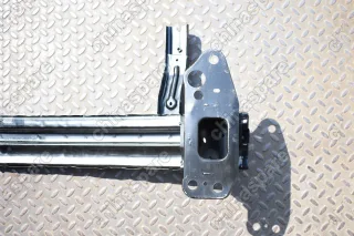 Усилитель переднего бампера Hyundai Solaris II