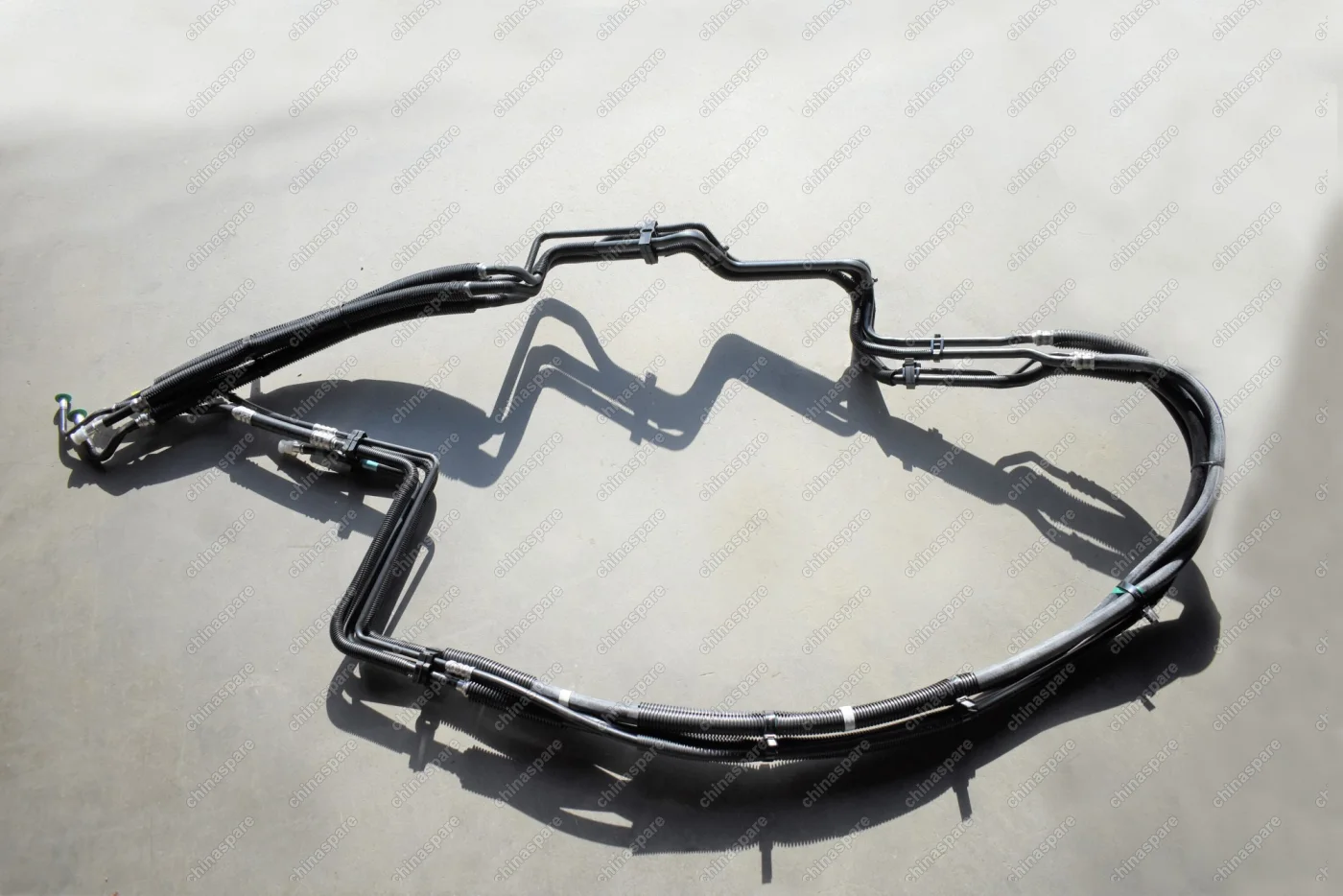 Трубопровод кондиционера с отоплением задних сидений Ford Transit 2006-