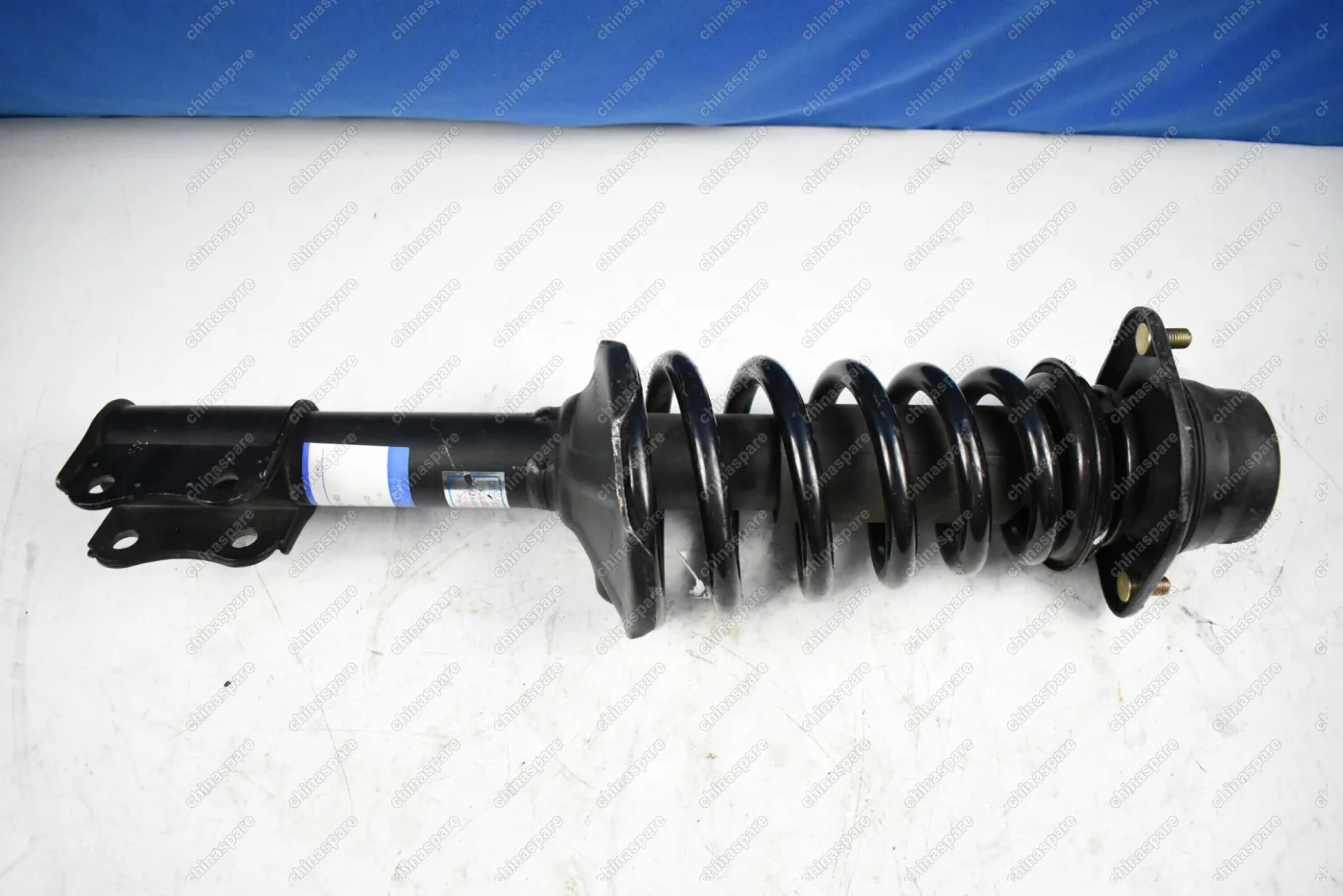 Стойка передней подвески левая в сборе с пружиной FAW 6371,1020