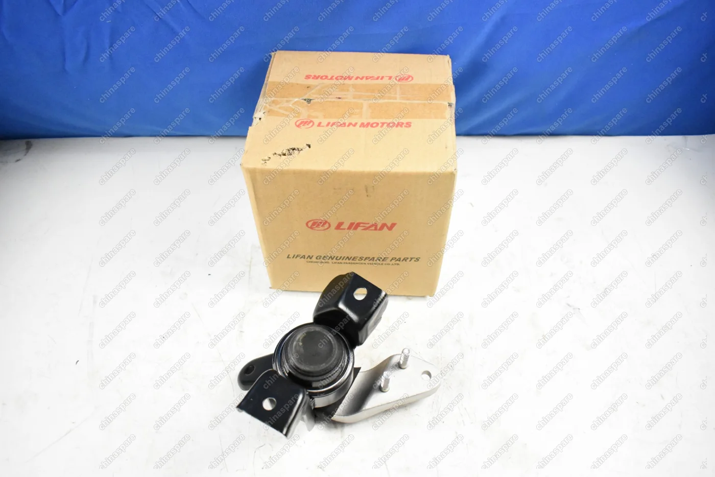 Опора двигателя правая Lifan Solano 2 (1,5L/1,8L 5MT/CVT)