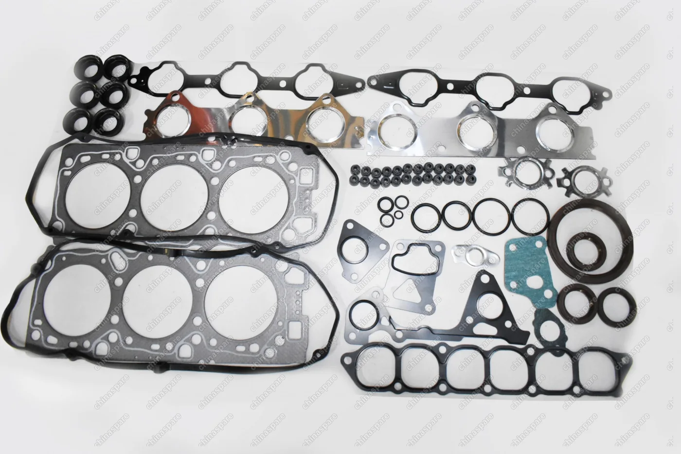 Комплект прокладок двигателя Mitsubishi 6G72