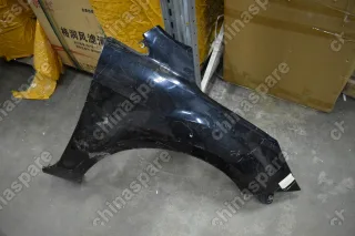 Крыло переднее правое (без отверстия под повторитель) Ford Focus II 08-11 (уценка)