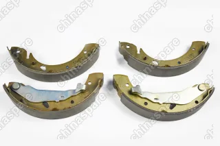 Колодки тормозные барабанные Toyota Avensis AT221/CT220