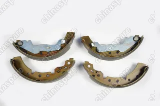 Колодки тормозные барабанные Toyota Carina E AT190, CT190, ST190 (UK)