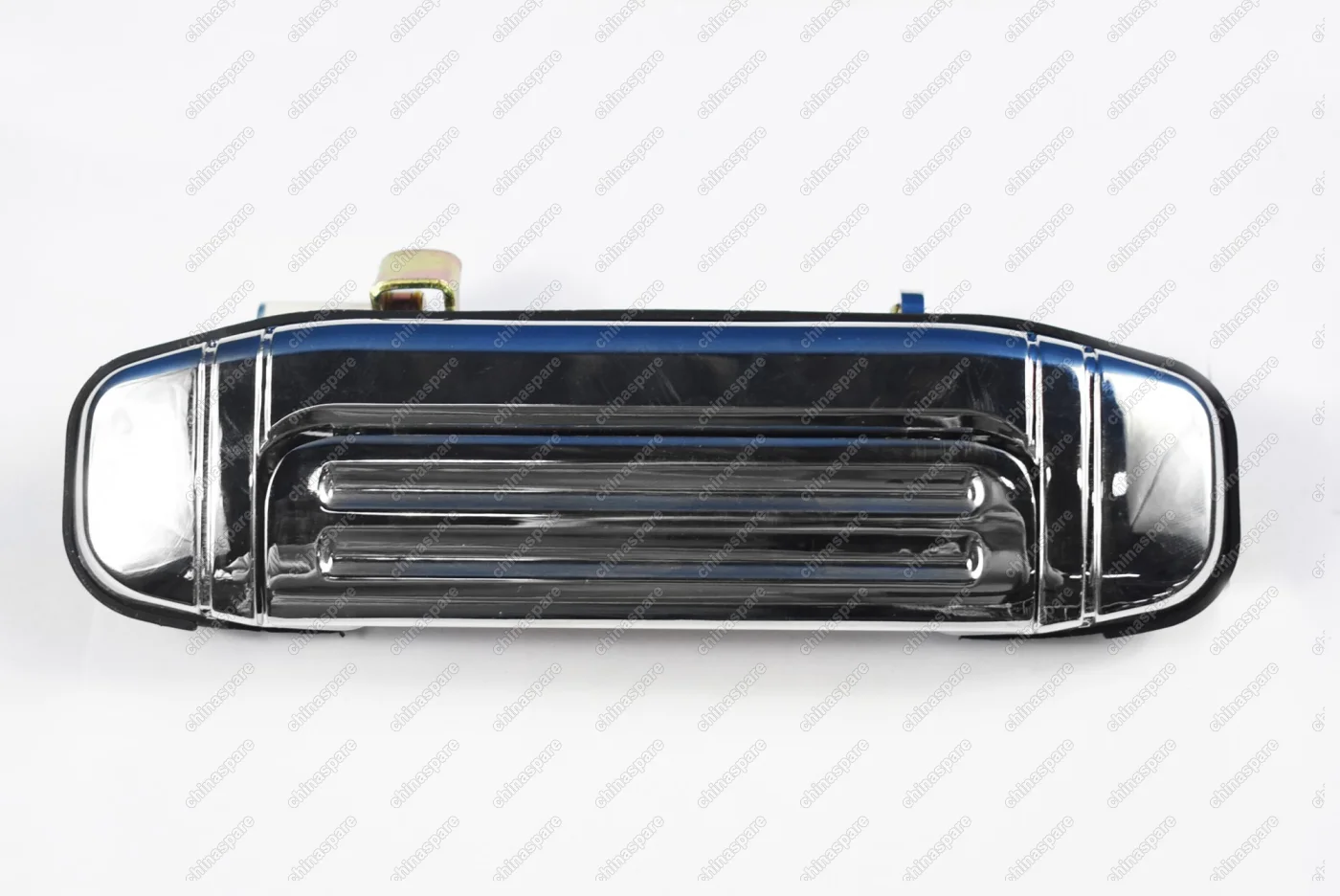 Ручка двери задняя правая Mitsubishi Pajero 92-98