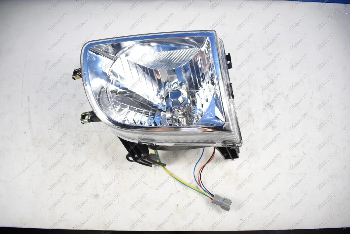 Фара головного света правая ZX GrandTiger (уценка)