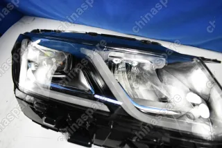 Фара головного света правая Geely Coolray