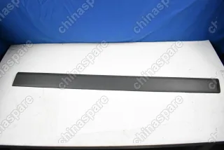 Молдинг передней правой двери Ford Fusion 2002-2012 (уценка)