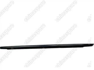 Накладка стекла заднего правого Chrysler 300C 2011-