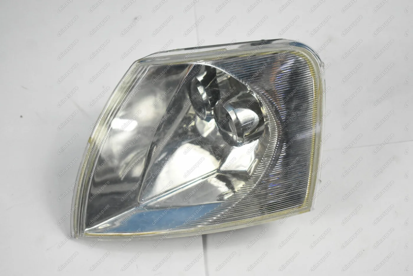 Корпус указателя поворота белый (левый) Volkswagen Passat B5