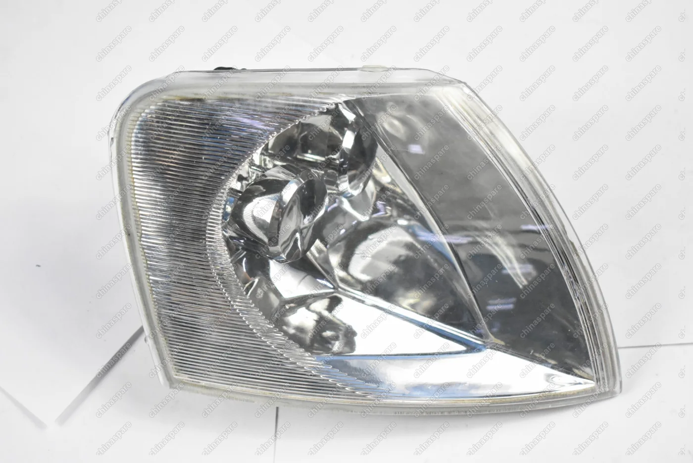 Корпус указателя поворота правый (прозрачный) Volkswagen Passat B5 1997-2000