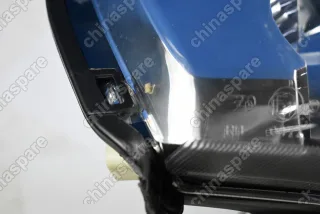 Фара головного света Ford Maverick 2001-2007 (уценка)