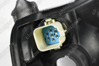 Фара головного света Ford Maverick 2001-2007 (уценка)