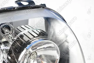 Фара головного света Ford Maverick 2001-2007 (уценка)