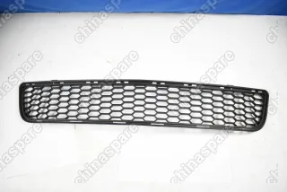 Решетка в бампер центральная Chevrolet Cruze 2009-2016