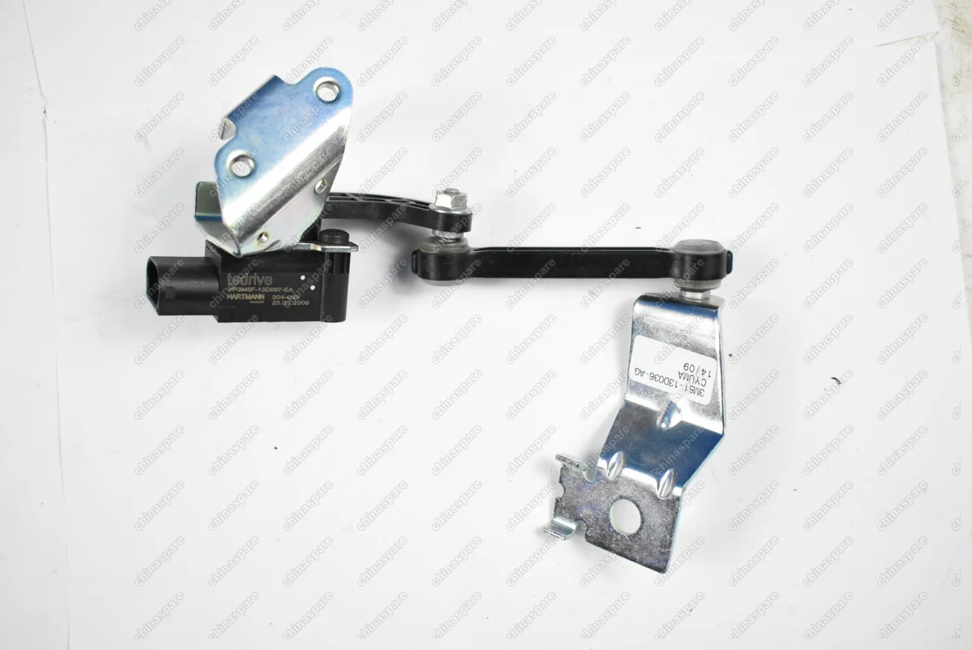 Тяга регулировочная датчика положения фар Ford Focus II