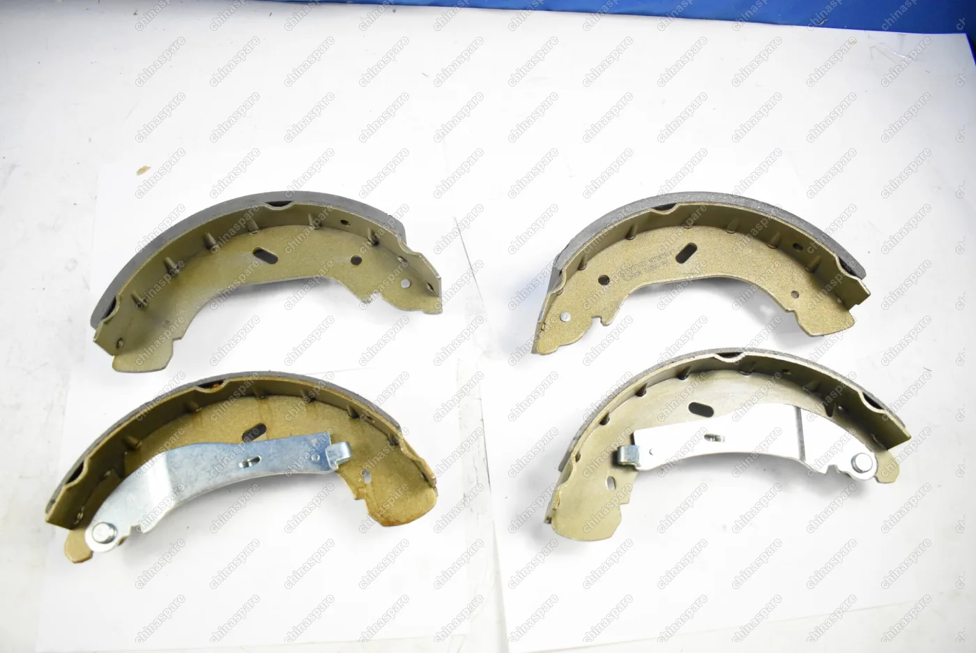 Колодки тормозные барабанные задние Ford Transit 00-06