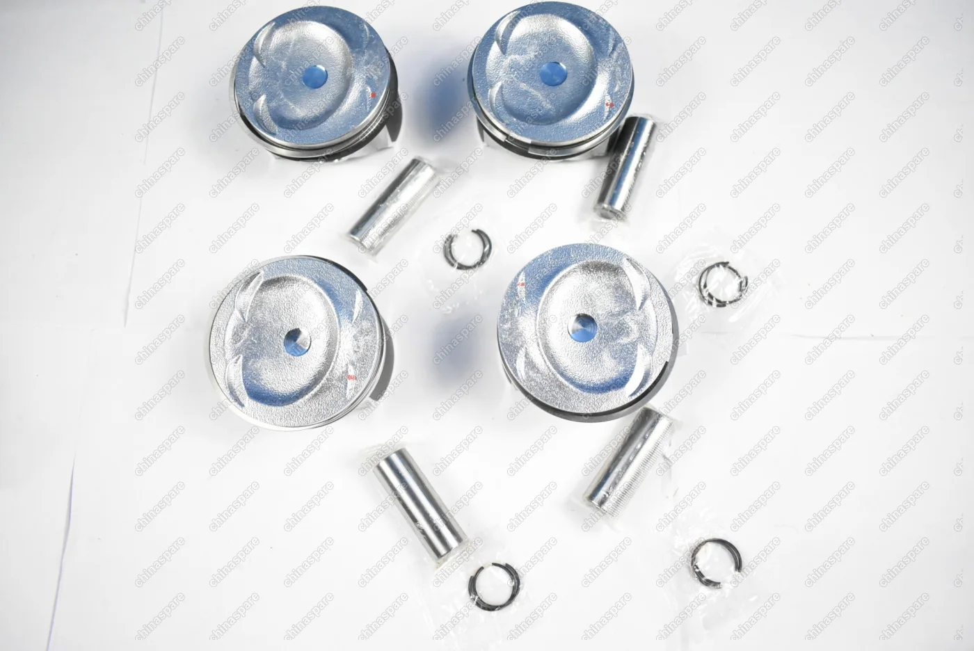 Поршни c кольцами и пальцем (комплект) +0,00 (STD) VAG 1,4L CAXA