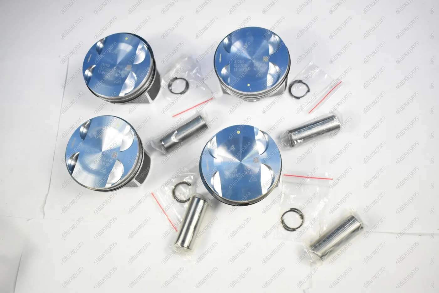 Поршни c кольцами и пальцем (комплект) +0,00 (STD) VAG CXS/CZC 1,4