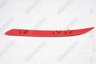 Катафот бампера заднего правый Geely Coolray