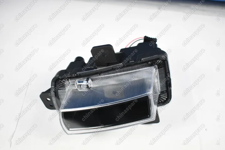 Фара противотуманная правая Geely Coolray