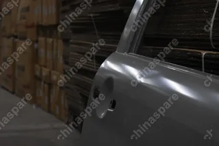 Дверь передняя правая FAW V5 2013- (уценка)