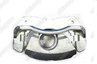 Суппорт тормозной передний правый Toyota RAV4 2006-2013, Auris E180 2012-2018