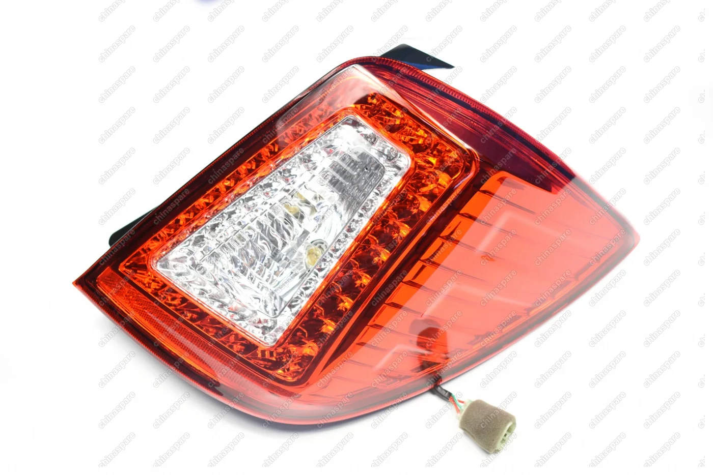 Фонарь задний правый Lifan X60