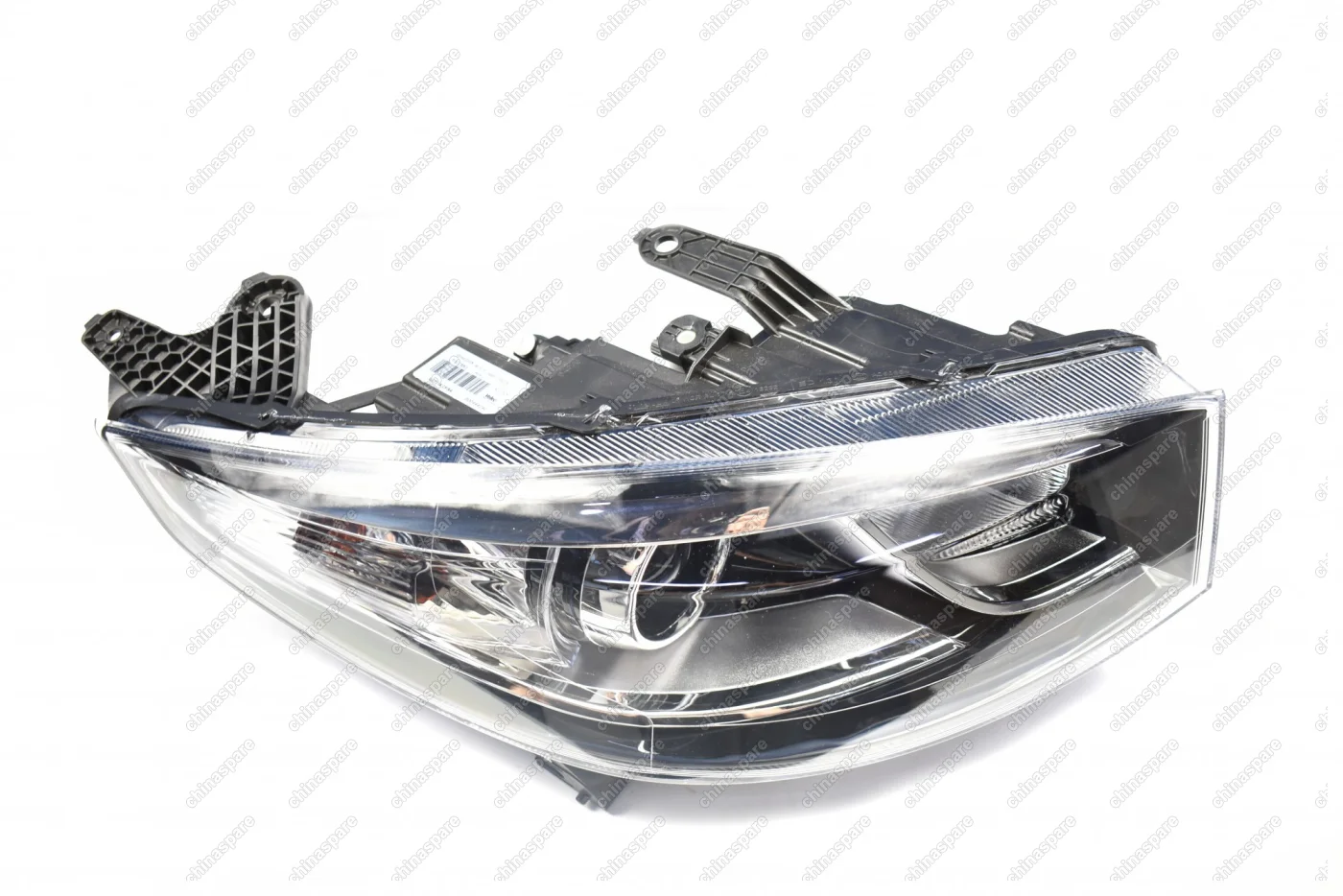 Фара головного света правая Chery Tiggo 3