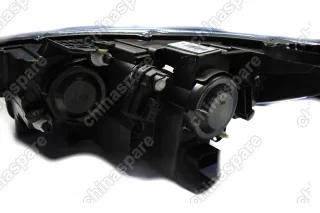 Фара головного света правая Chery Tiggo 3