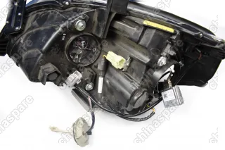 Фара передняя правая (ксенон) Luxgen 7 (уценка)