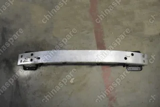 Усилитель переднего бампера Luxgen 7