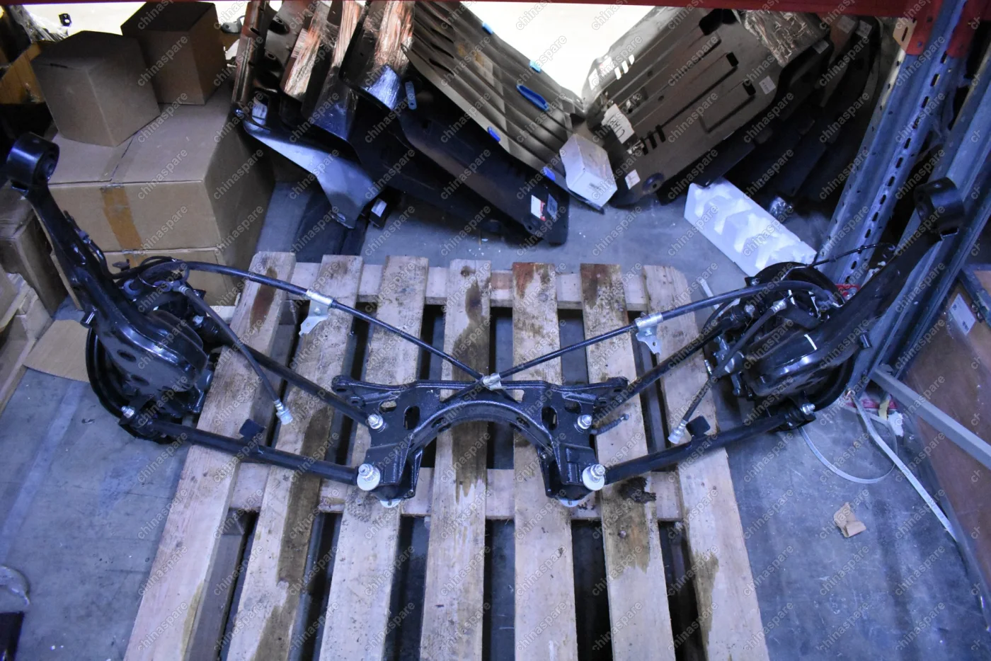 Подрамник задний в сборе с подвеской Chery Tiggo 3